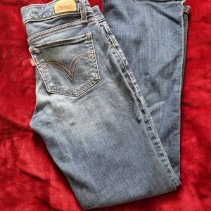 Levi Jean's